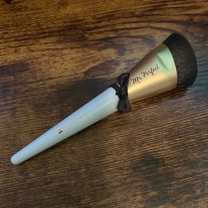 Too Faced Mr. Perfect Foundation Brush NWOT